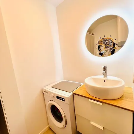 Forum Julii - Centre Historique - Confort - Wifi Frejus